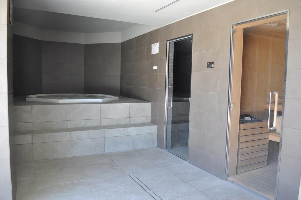 Towerhousemilano * Milán